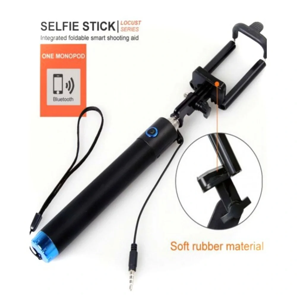 Extendable Bluetooth selfie stick compatible with iPhone and android